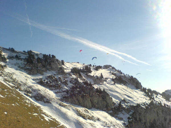 soaring le long des crêtes vers la dent de Crolles