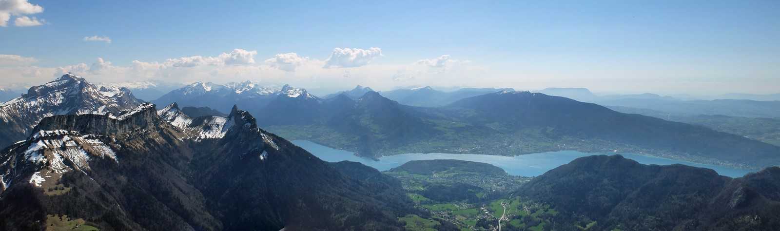 Changement d'ambiance en arrivant sur Annecy