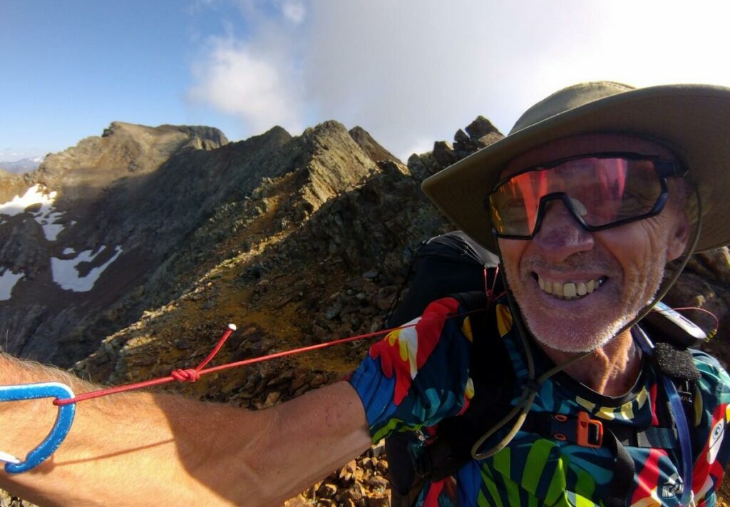 Sur l'arête , le sommet est encore loin