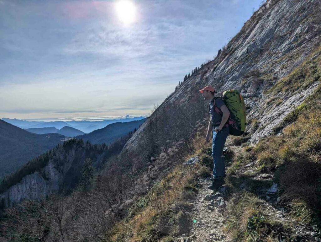 montée dans les dalles au soleil