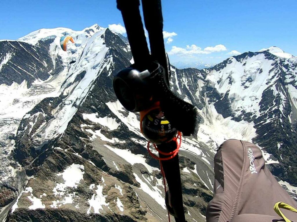 Les aiguilles du tricot, avec à gauche : Charles et l'aiguille du Goûter